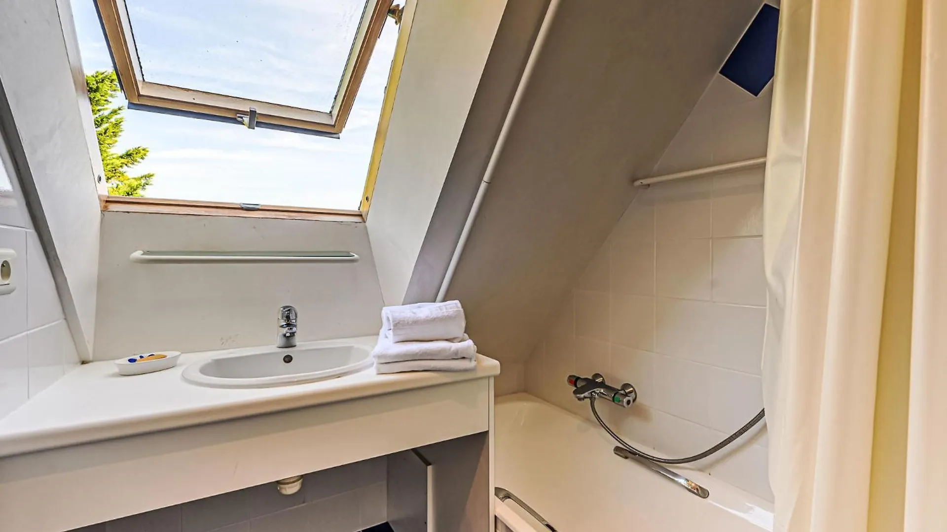 Holiday Home Le Prado-3 By Interhome Saint-Philibert 0*,